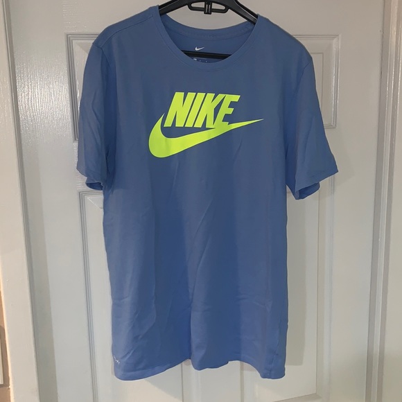 Nike Other - Men’s Dri-Fit Nike Tee